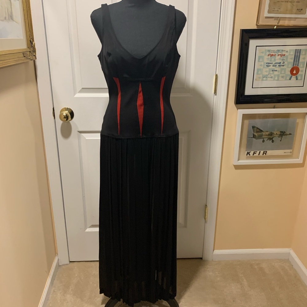 John Murrough pleated chiffon dress size Large